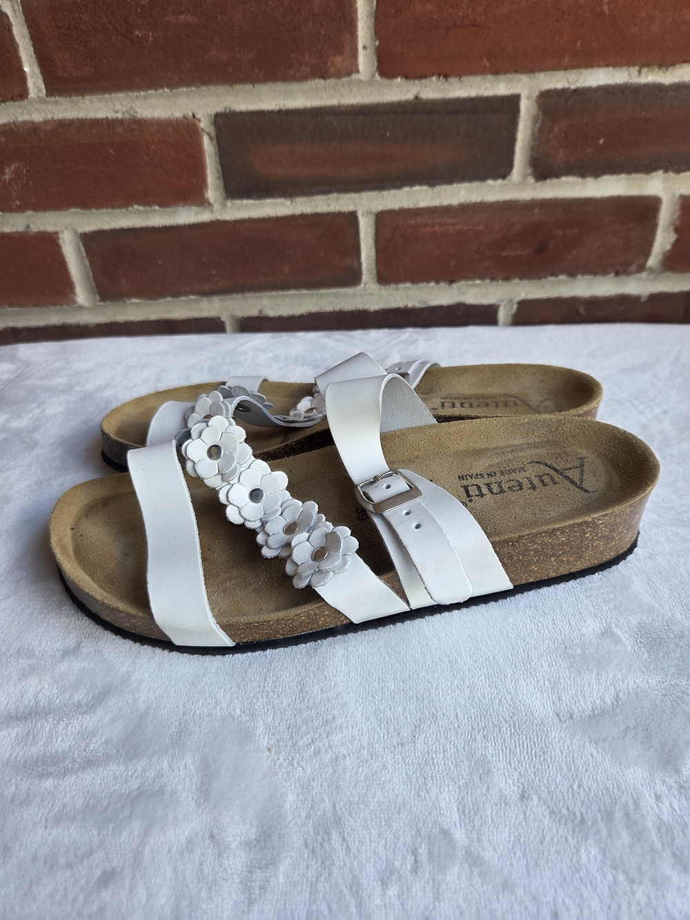 Autenti White Floral Leather Footbed Slide Sandals EU 39 US 8.5 Comfort - Picture 4 of 12